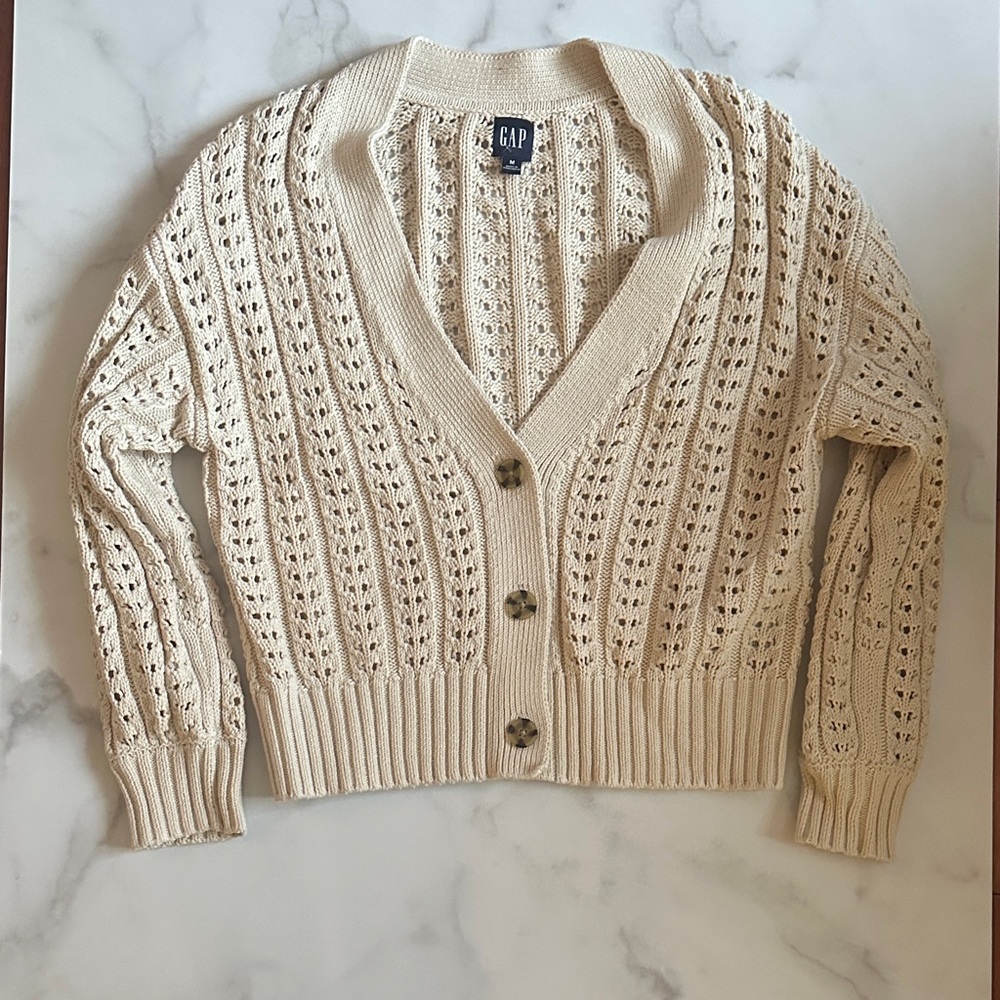 GAP Women's Beige Knit Cardigan size M